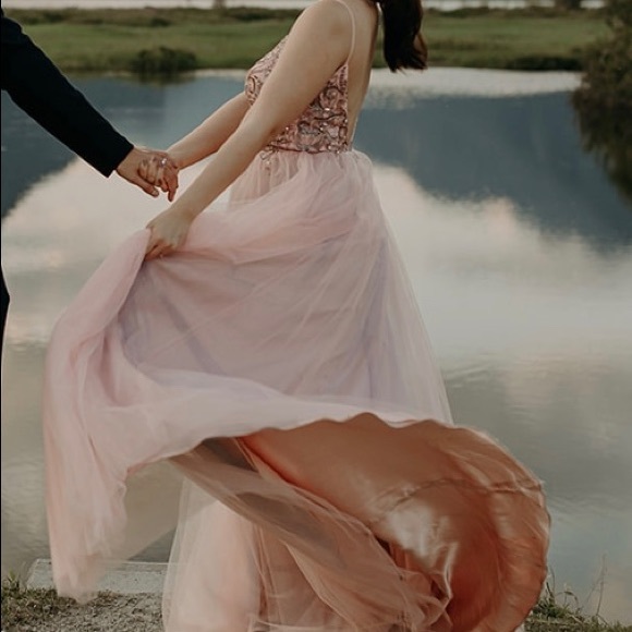 Wedding/Prom/Party Dress - Picture 2 of 6